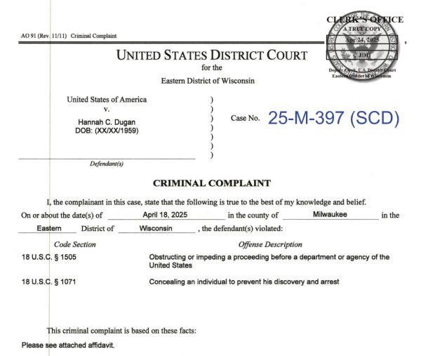 富灯网 美国上演罕见一幕：FBI冲进法院拘捕法官 涉特朗普移民执法冲突