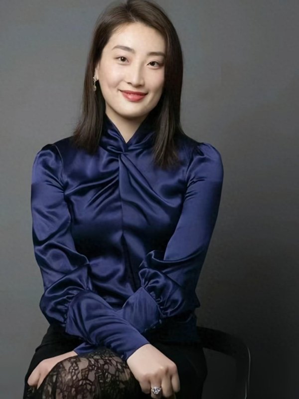 赢盈配资 宗馥莉首度回应娃哈哈风波, 三句话表明立场, 杜建英宗泽后应愧疚